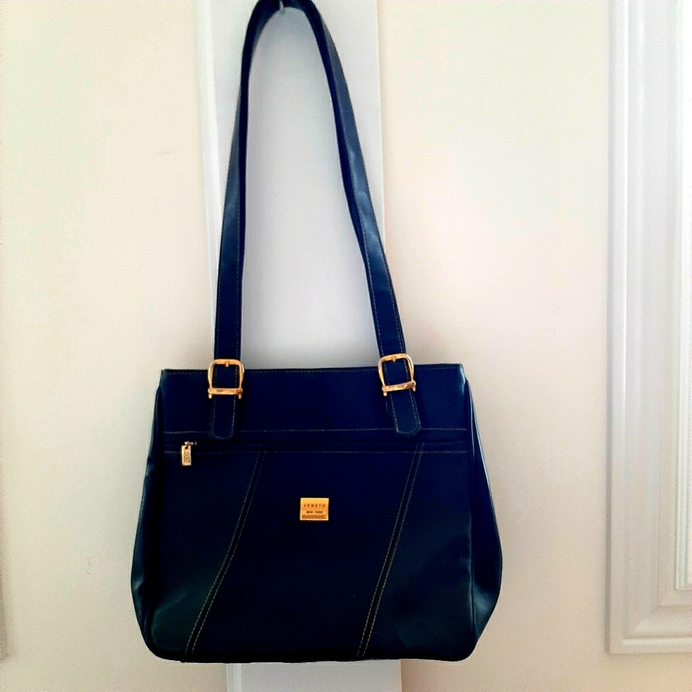 Veneto New York Shoulder Bag